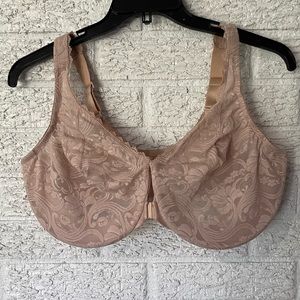 Glamorise Cream Front Clasp Bra 44DD